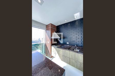 Apartamento à venda com 184m², 3 quartos e 4 vagasVaranda da Sala