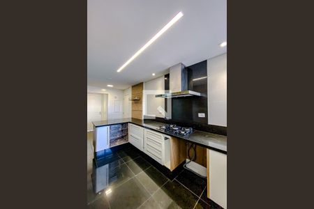 Apartamento à venda com 184m², 3 quartos e 4 vagasCozinha