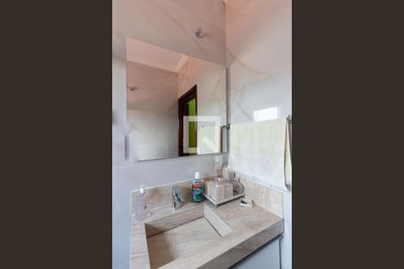 Casa à venda com 200m², 2 quartos e 4 vagas Casa à venda com 200m², 2 quartos e 4 vagasBanheiro 2