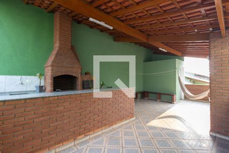 Casa à venda com 200m², 2 quartos e 4 vagas Casa à venda com 200m², 2 quartos e 4 vagasChurrasqueira