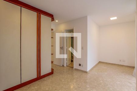 Apartamento à venda com 150m², 3 quartos e 4 vagasQuarto 1 suíte 