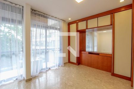 Apartamento à venda com 150m², 3 quartos e 4 vagasQuarto 1 suíte 