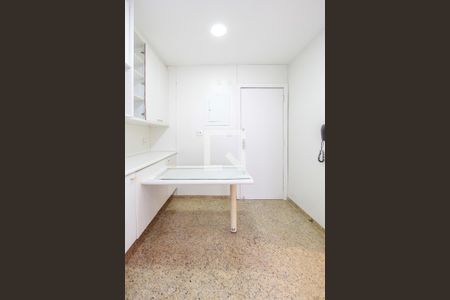 Apartamento à venda com 150m², 3 quartos e 4 vagasCozinha