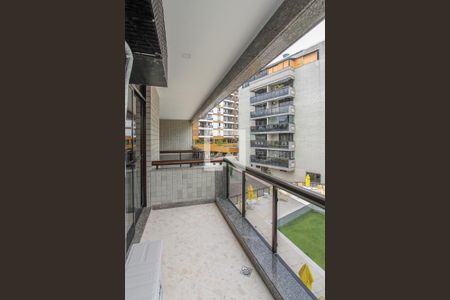 Apartamento à venda com 150m², 3 quartos e 4 vagasVaranda Quarto 1 suíte 