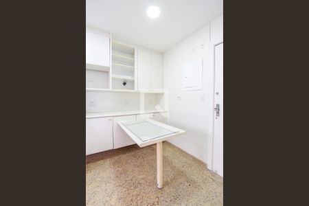 Apartamento à venda com 150m², 3 quartos e 4 vagasCozinha