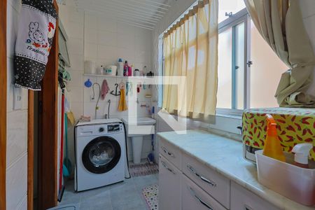 Apartamento à venda com 105m², 4 quartos e 2 vagasÁrea de serviço 