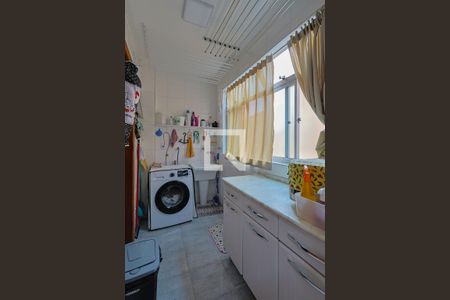 Apartamento à venda com 105m², 4 quartos e 2 vagasÁrea de serviço 