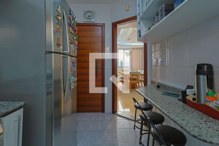 Apartamento à venda com 105m², 4 quartos e 2 vagasCozinha