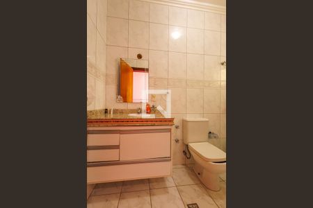 Casa para alugar com 540m², 5 quartos e 5 vagas Casa para alugar com 540m², 5 quartos e 5 vagasBanheiro da Suíte 1