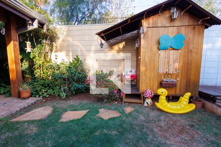 Casa para alugar com 540m², 5 quartos e 5 vagas Casa para alugar com 540m², 5 quartos e 5 vagasCasa de Boneca