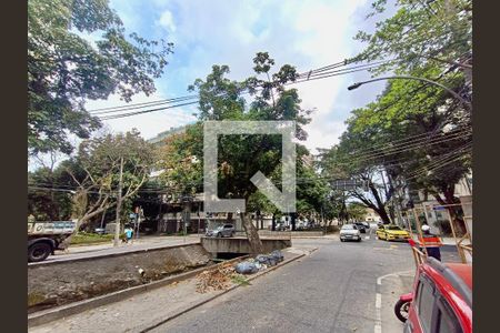 Apartamento à venda com 100m², 2 quartos e sem vaga Apartamento à venda com 100m², 2 quartos e sem vagaVista da Rua