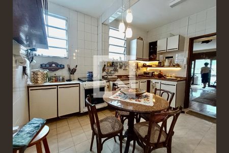 Apartamento à venda com 100m², 2 quartos e sem vaga Apartamento à venda com 100m², 2 quartos e sem vagaCopa Cozinha