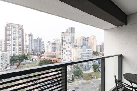 Varanda de kitnet/studio para alugar com 1 quarto, 25m² em Jardim das Acacias, São Paulo