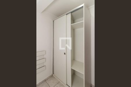 Quarto 2 de apartamento para alugar com 2 quartos, 45m² em Campos Elíseos, São Paulo