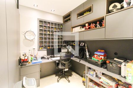 Apartamento à venda com 101m², 2 quartos e 2 vagas Apartamento à venda com 101m², 2 quartos e 2 vagasEscritório