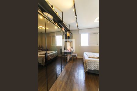 Apartamento à venda com 101m², 2 quartos e 2 vagas Apartamento à venda com 101m², 2 quartos e 2 vagasSuíte 1