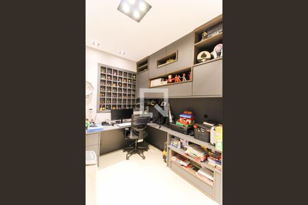 Apartamento à venda com 101m², 2 quartos e 2 vagas Apartamento à venda com 101m², 2 quartos e 2 vagasEscritório