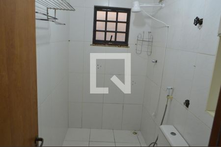 Casa de condomínio à venda com 180m², 2 quartos e 1 vagaBanheiro