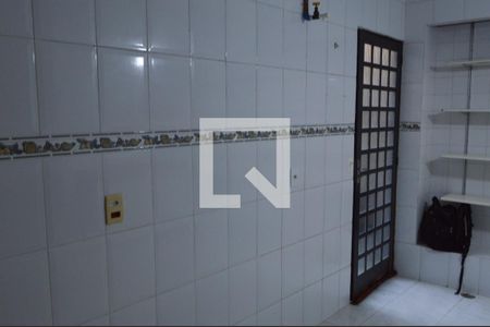 Casa de condomínio à venda com 180m², 2 quartos e 1 vagaCozinha