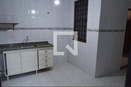 Casa de condomínio à venda com 180m², 2 quartos e 1 vagaCozinha