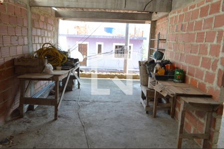 Casa de condomínio à venda com 180m², 2 quartos e 1 vagaTerraço