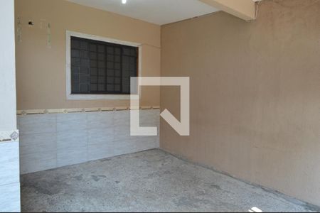 Casa de condomínio à venda com 180m², 2 quartos e 1 vagaGaragem