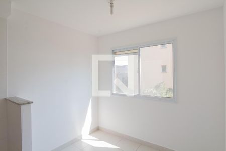 Sala de apartamento para alugar com 2 quartos, 33m² em Jardim Planalto, São Paulo