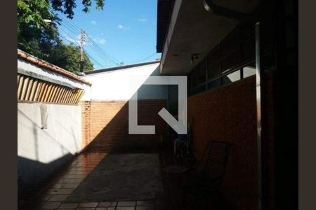 Casa à venda com 168m², 3 quartos e 2 vagas