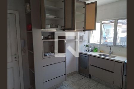 Apartamento à venda com 3 quartos, 115m² em Moema, São Paulo
