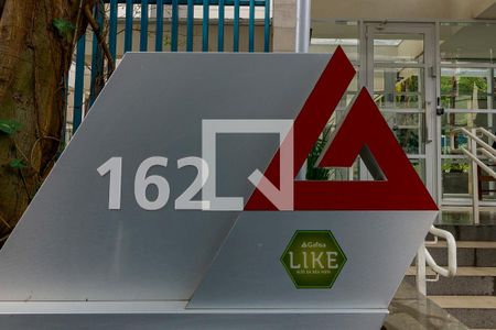 Fachada de apartamento à venda com 2 quartos, 53m² em Chácara Santo Antônio (zona Sul), São Paulo