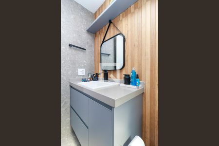 Apartamento à venda com 53m², 2 quartos e 1 vaga Apartamento à venda com 53m², 2 quartos e 1 vagaBanheiro