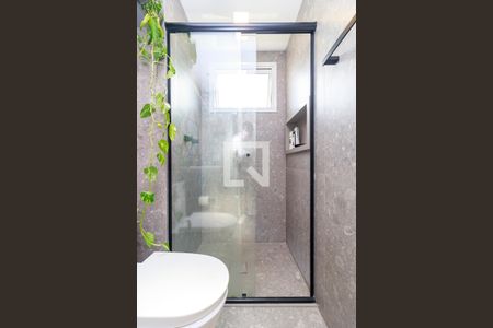 Banheiro  de apartamento à venda com 2 quartos, 53m² em Chácara Santo Antônio (zona Sul), São Paulo