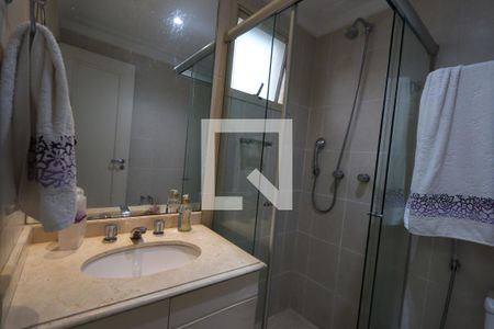 Apartamento para alugar com 208m², 3 quartos e 4 vagasBanheiro da Suíte 2
