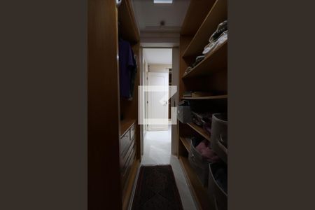 Apartamento para alugar com 208m², 3 quartos e 4 vagasCloset da Suíte Master