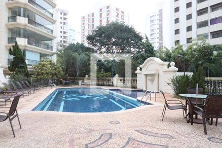 Apartamento para alugar com 208m², 3 quartos e 4 vagasÁrea comum - Piscina