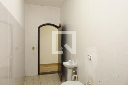 Casa para alugar com 270m², 4 quartos e 2 vagasBanheiro 2