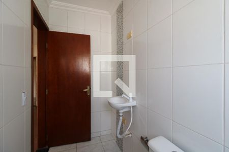 Casa à venda com 169m², 3 quartos e 4 vagasBanheiro da Suíte