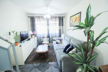 Sala de casa à venda com 3 quartos, 128m² em Vila Bertioga, São Paulo