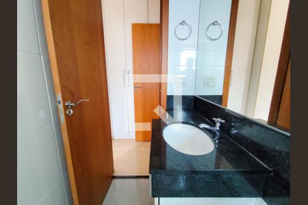 Apartamento para alugar com 75m², 2 quartos e 2 vagasBanheiro Social