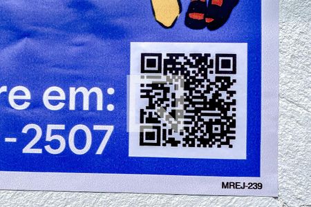 Casa à venda com 130m², 3 quartos e 2 vagasMREJ-239