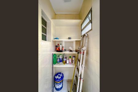 Casa à venda com 130m², 3 quartos e 2 vagas Armário da Área externa