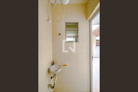 Casa à venda com 130m², 3 quartos e 2 vagas Banheiro da Área externa