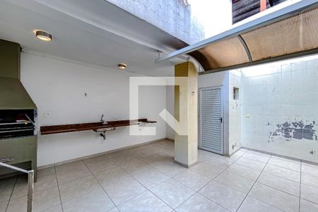 Casa à venda com 130m², 3 quartos e 2 vagasÁrea externa