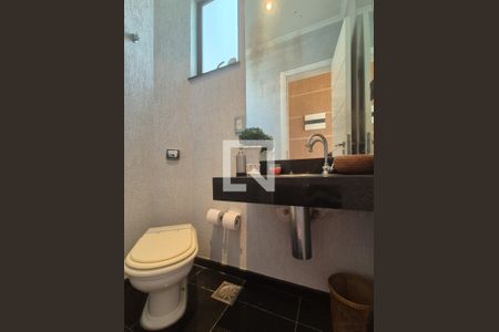 Apartamento à venda com 250m², 3 quartos e 2 vagasLavabo