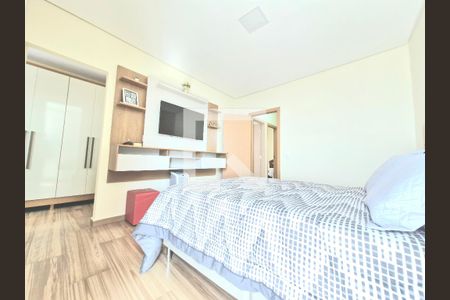 Casa à venda com 186m², 4 quartos e 3 vagas Casa à venda com 186m², 4 quartos e 3 vagasSuíte