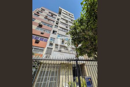 Apartamento à venda com 105m², 3 quartos e 1 vagaFachada