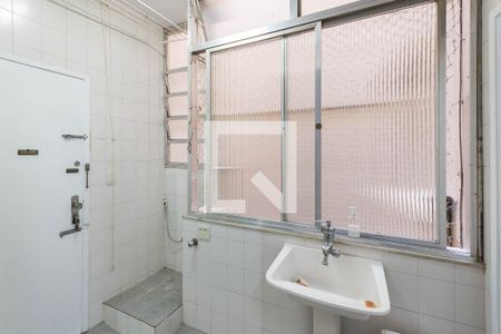 Apartamento à venda com 105m², 3 quartos e 1 vagaÁrea de Serviço