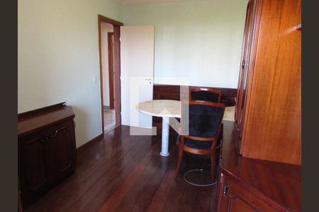 Apartamento à venda com 190m², 3 quartos e 3 vagasEscritório