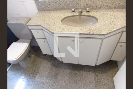 Apartamento à venda com 190m², 3 quartos e 3 vagasSuíte 2