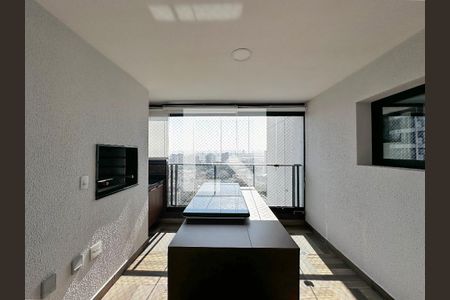 Apartamento à venda com 147m², 3 quartos e 3 vagasVaranda 2